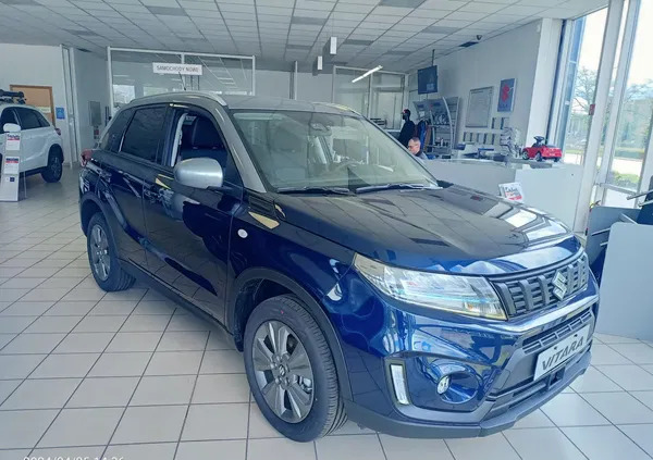 samochody osobowe Suzuki Vitara cena 111090 przebieg: 4, rok produkcji 2023 z Krajenka